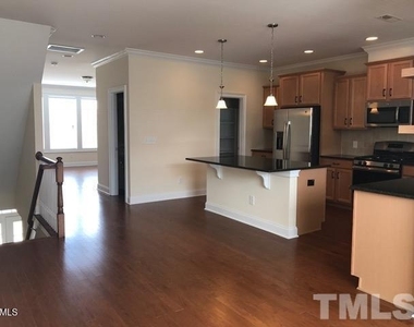 529 Balsam Fir Drive - Photo Thumbnail 7