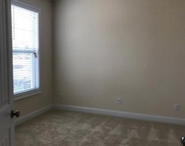 529 Balsam Fir Drive - Photo Thumbnail 3