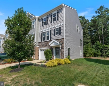 44042 Eucalyptus Way - Photo Thumbnail 1