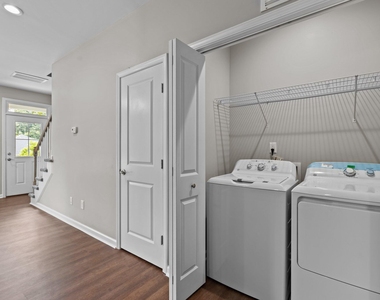214 N Guthrie Avenue - Photo Thumbnail 6