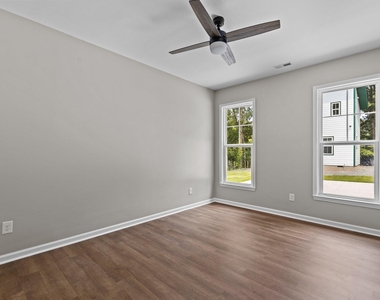 214 N Guthrie Avenue - Photo Thumbnail 8