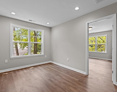 214 N Guthrie Avenue - Photo Thumbnail 11
