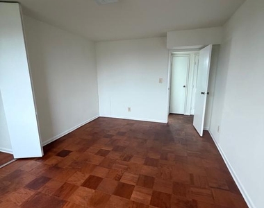3450 Toledo Terrace - Photo Thumbnail 18
