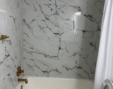 3450 Toledo Terrace - Photo Thumbnail 13