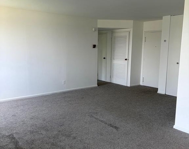 3450 Toledo Terrace - Photo Thumbnail 11