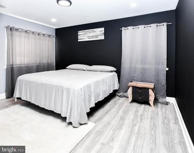 10208 Prince Place - Photo Thumbnail 15