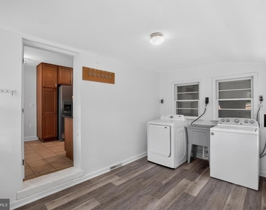 14925 Schall Road - Photo Thumbnail 3