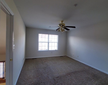 16211 Ellipse Terrace - Photo Thumbnail 21
