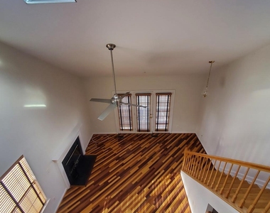 16211 Ellipse Terrace - Photo Thumbnail 4