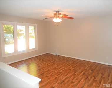 6704 Winding Trail - Photo Thumbnail 2