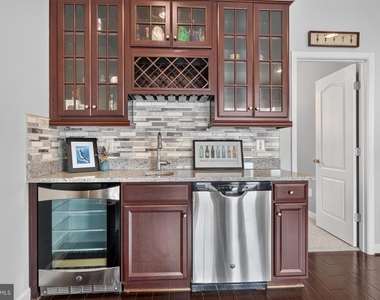 809 Fair Winds Way - Photo Thumbnail 29