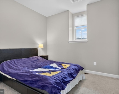 809 Fair Winds Way - Photo Thumbnail 25