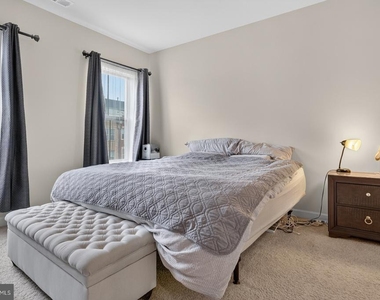 809 Fair Winds Way - Photo Thumbnail 15