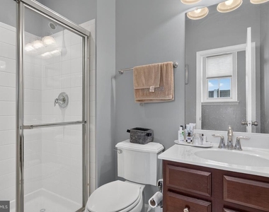 809 Fair Winds Way - Photo Thumbnail 26