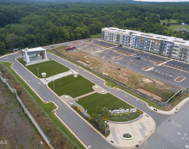 120 Mosaic Boulevard - Photo Thumbnail 26