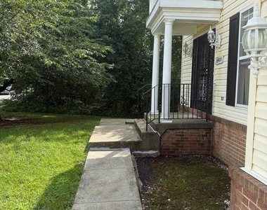 5909 Plata Street - Photo Thumbnail 2