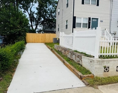 7114 E Kilmer Street - Photo Thumbnail 2