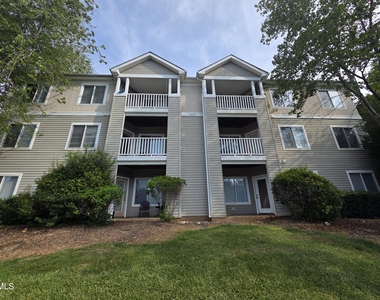 1411 Collegiate - Photo Thumbnail 9