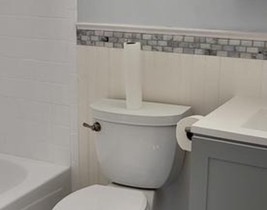 8706 Cumbria Court - Photo Thumbnail 17