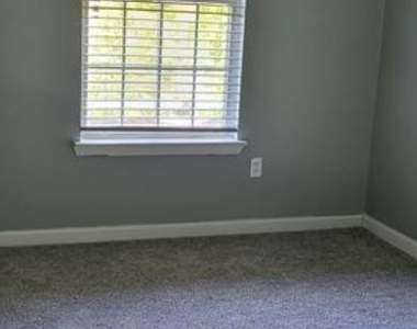8706 Cumbria Court - Photo Thumbnail 14