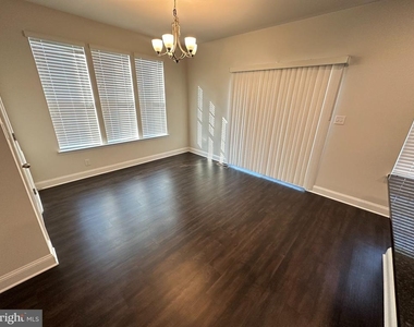 15114 Hogshead Way - Photo Thumbnail 14