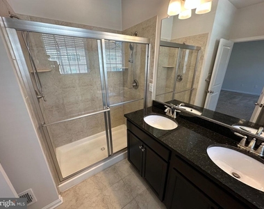 15114 Hogshead Way - Photo Thumbnail 29
