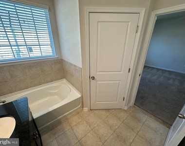 15114 Hogshead Way - Photo Thumbnail 26