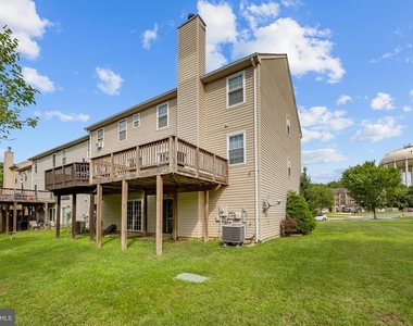 8819 Hardesty Drive - Photo Thumbnail 28