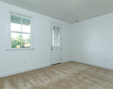 306 Clementine Drive - Photo Thumbnail 22