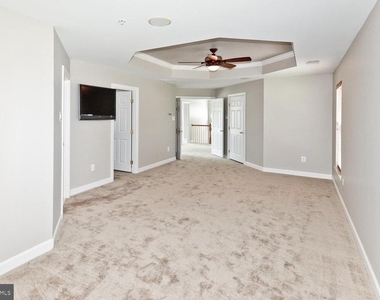 8006 Kingsmill Road - Photo Thumbnail 28