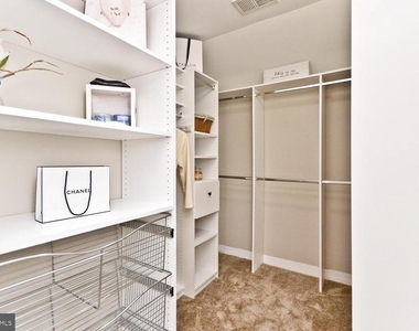 8006 Kingsmill Road - Photo Thumbnail 30