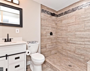 8006 Kingsmill Road - Photo Thumbnail 37