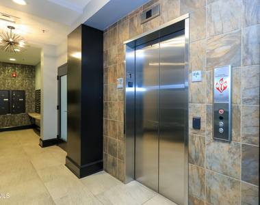 222 Glenwood Avenue - Photo Thumbnail 28
