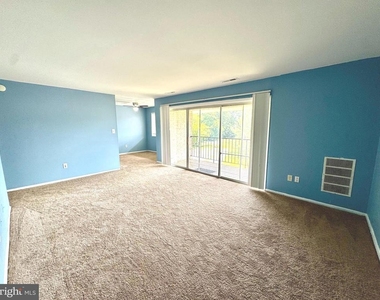 5444 85th Avenue - Photo Thumbnail 2