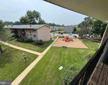 5444 85th Avenue - Photo Thumbnail 17