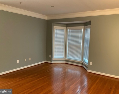 3301 Castle Ridge Circle - Photo Thumbnail 38