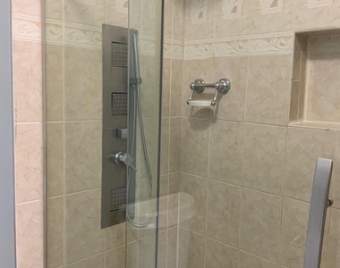3301 Castle Ridge Circle - Photo Thumbnail 37