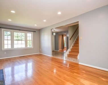 11309 Brandy Hall Lane - Photo Thumbnail 6