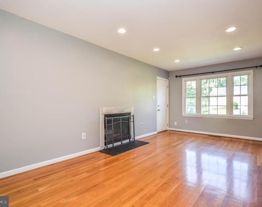 11309 Brandy Hall Lane - Photo Thumbnail 7