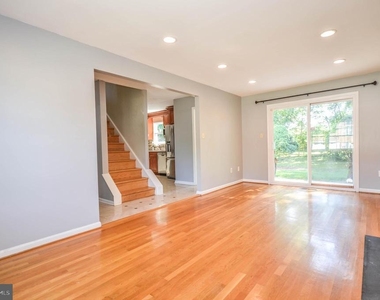 11309 Brandy Hall Lane - Photo Thumbnail 5