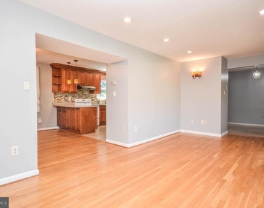11309 Brandy Hall Lane - Photo Thumbnail 19