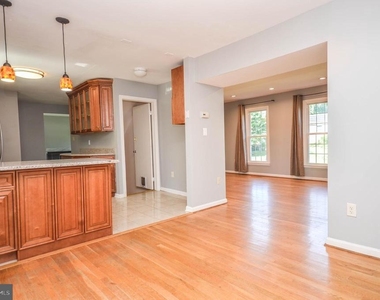 11309 Brandy Hall Lane - Photo Thumbnail 17