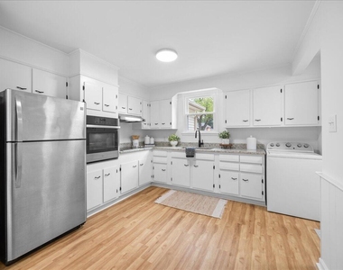 3437 Apache Drive - Photo Thumbnail 12
