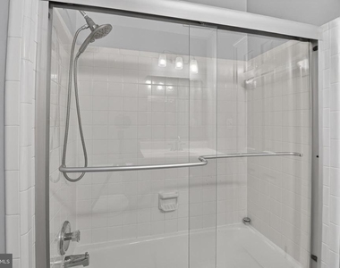 9612 Annlee Terrace - Photo Thumbnail 18