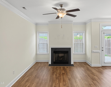 1018 Bonanza Lane - Photo Thumbnail 2