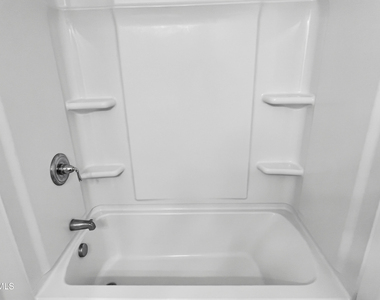 1018 Bonanza Lane - Photo Thumbnail 19