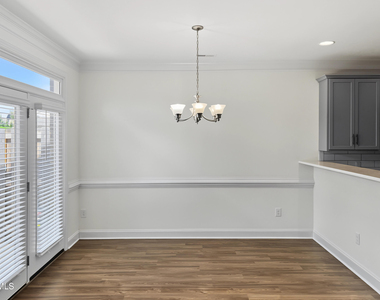 1018 Bonanza Lane - Photo Thumbnail 5