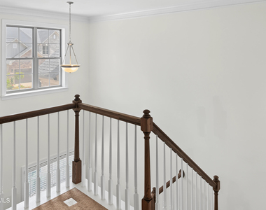 1018 Bonanza Lane - Photo Thumbnail 9