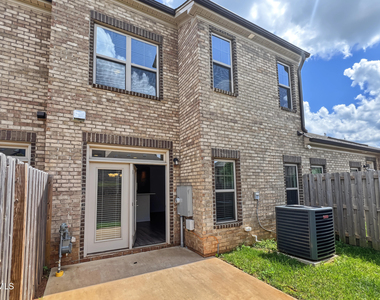 1018 Bonanza Lane - Photo Thumbnail 22