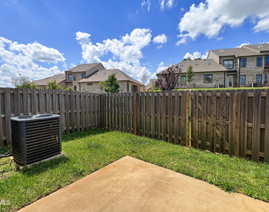 1018 Bonanza Lane - Photo Thumbnail 23